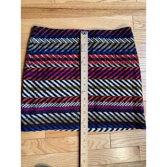 Trina Turk Geometric Stripe Mini Skirt Size 2 Textured Wool Blend - Picture 3 of 6